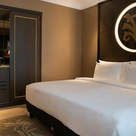 Myko Hotel & Convention Center Makassar Esterno foto