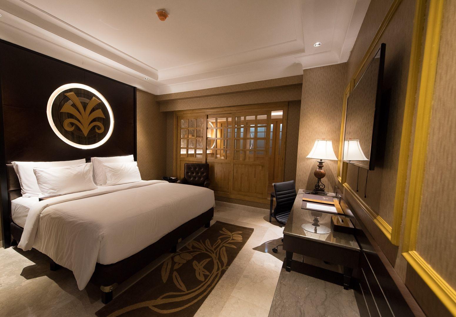 Myko Hotel & Convention Center Makassar Esterno foto