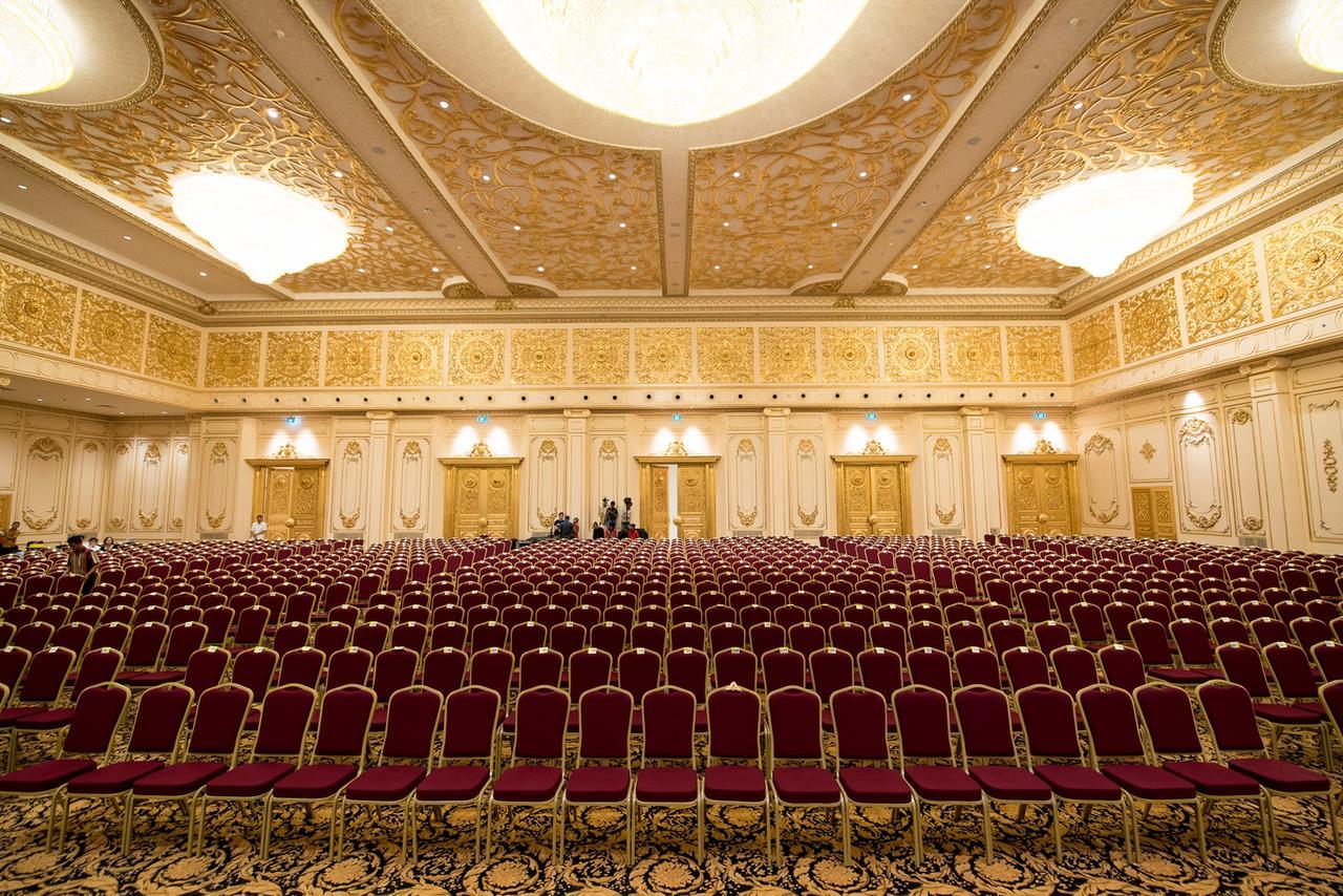 Myko Hotel & Convention Center Makassar Esterno foto