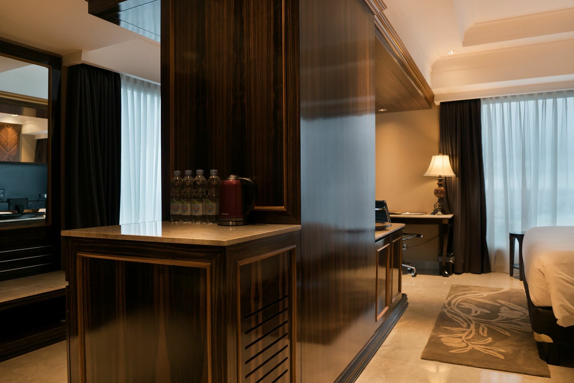 Myko Hotel & Convention Center Makassar Esterno foto