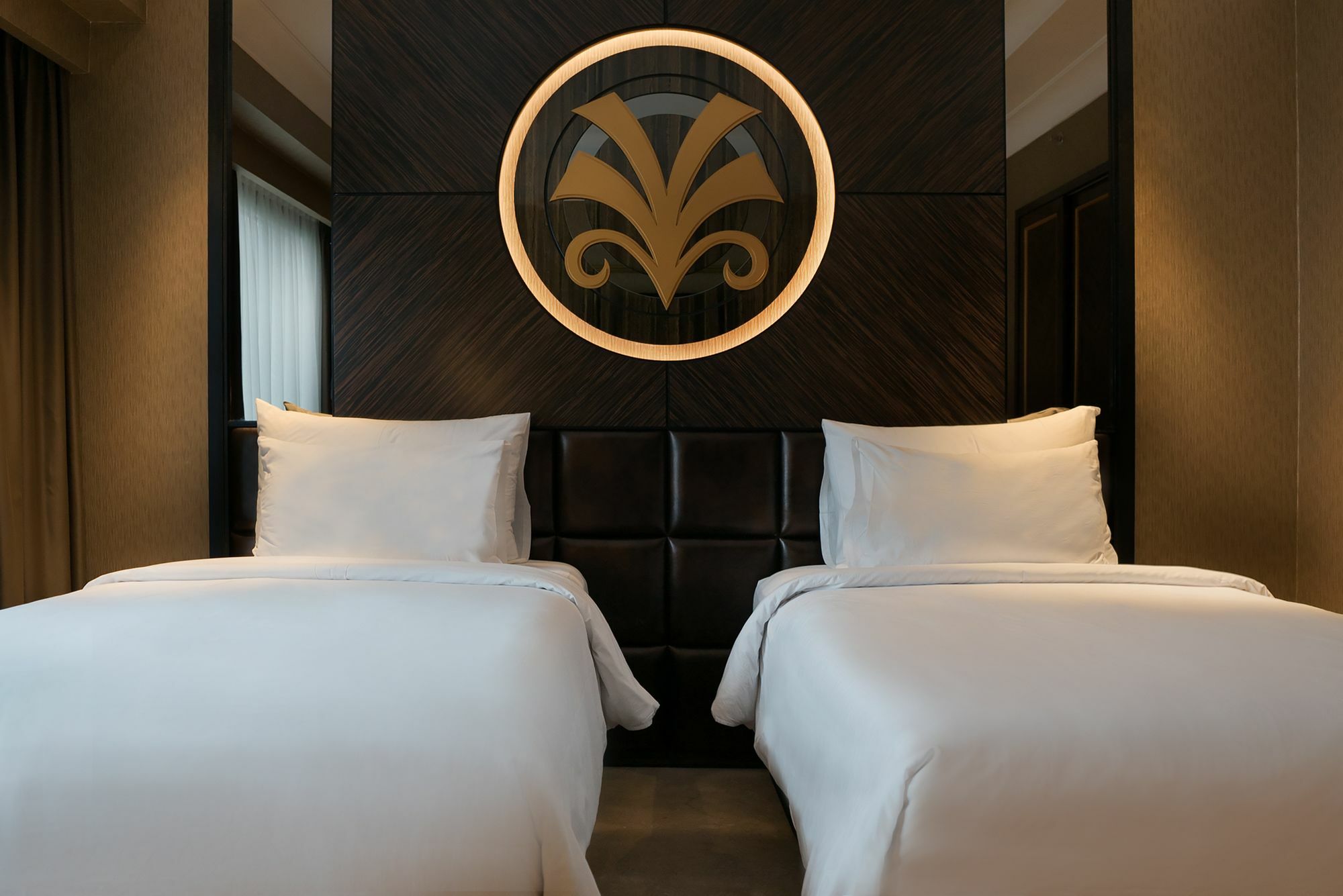 Myko Hotel & Convention Center Makassar Esterno foto
